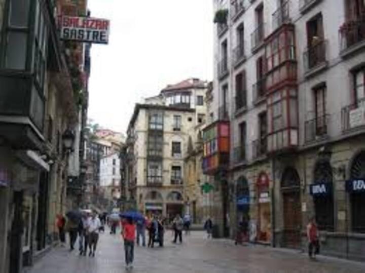 Apartamento Con Garaje Opcional Con 2 Banos Cerca Ayuntamiento Apartment Bilbao Exterior foto